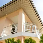 Appartement Fr51 3 Strasse Der Freundschaft 51 *